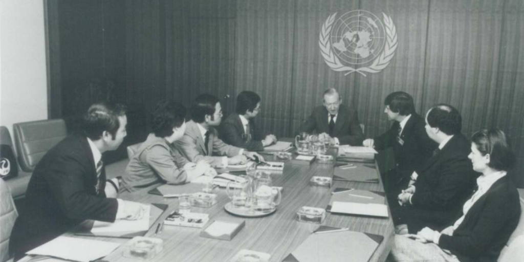 1981 JCI President Gary Nagao visits UN Secretary General Waldheim